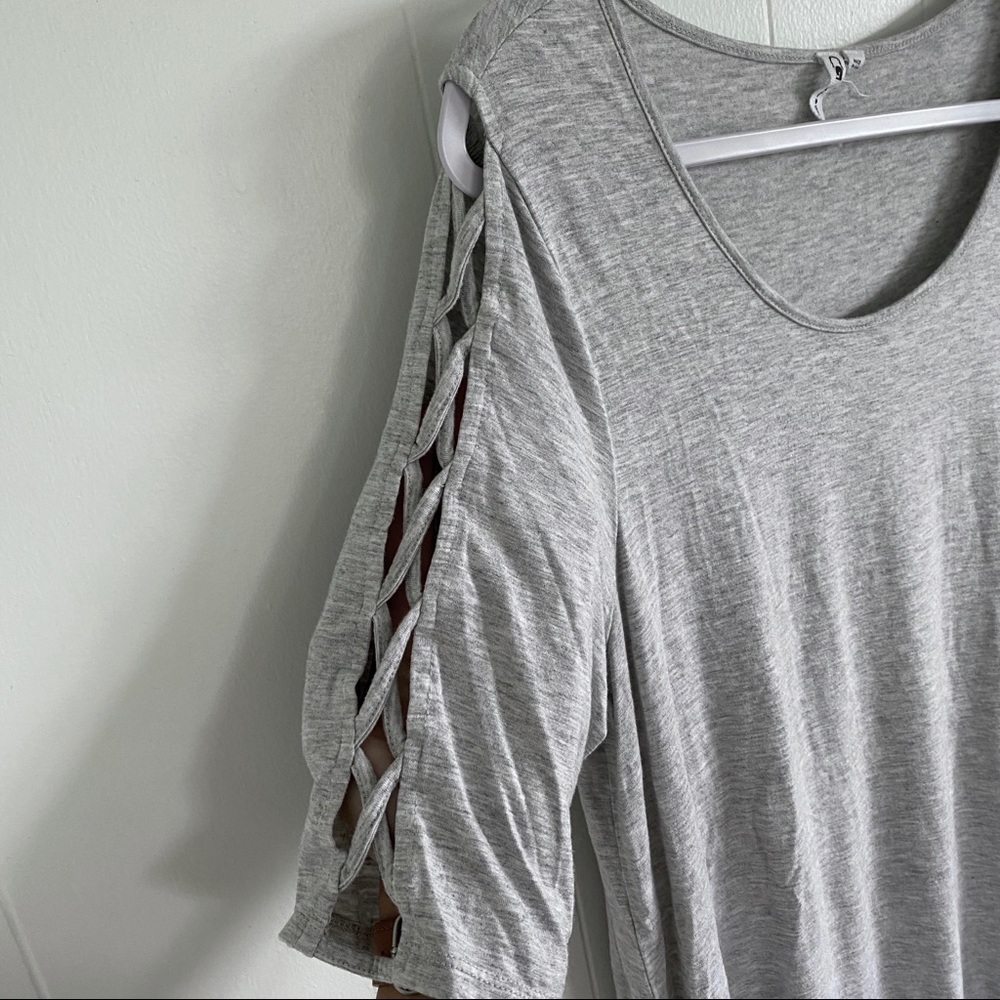 Cable & Gauge Tunic Top - Picture 2 of 3